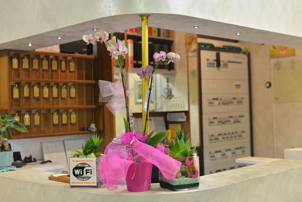 马赛里酒店 里米尼 外观 照片