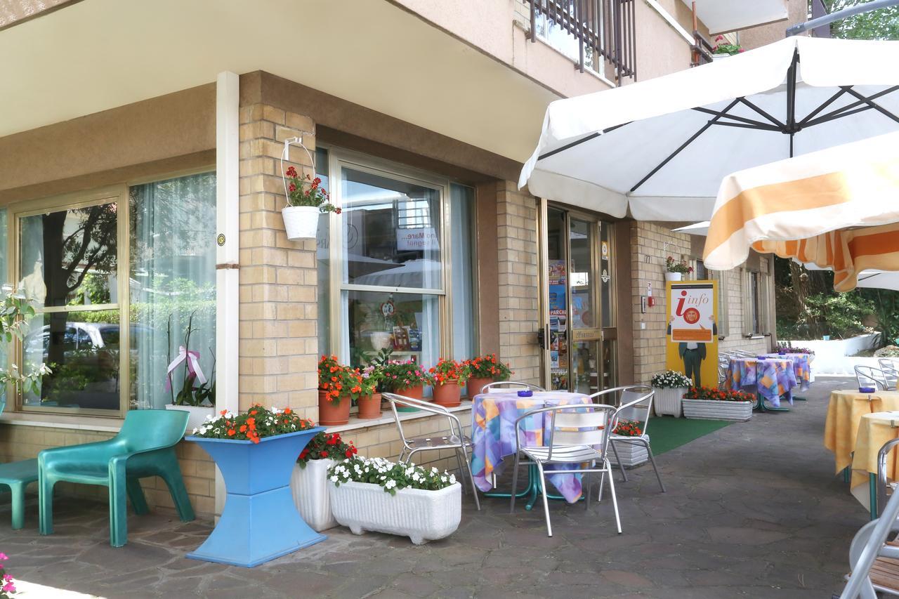 马赛里酒店 里米尼 外观 照片